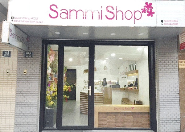 Có nhiều cơ sở son Sammi Shop, rất tiện lợi để đi đến mua nhé các chị em