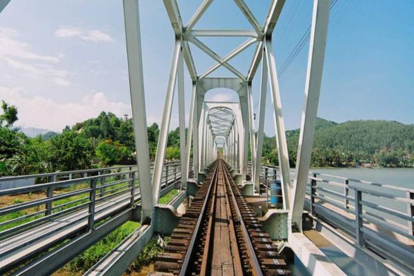 Cầu Sắt Nha Trang